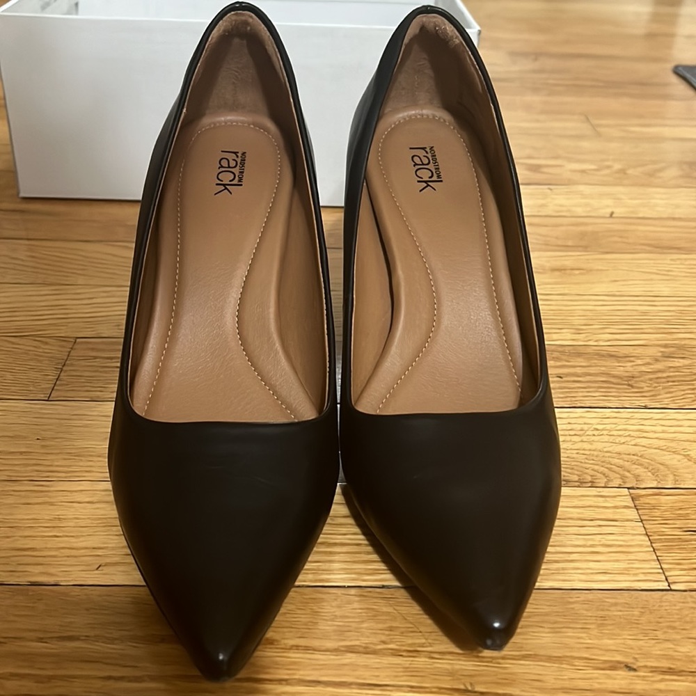 Nordstrom Rack black pumps